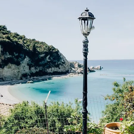 Myrto Homes Lefkada Greece דירה Áyios Nikítas